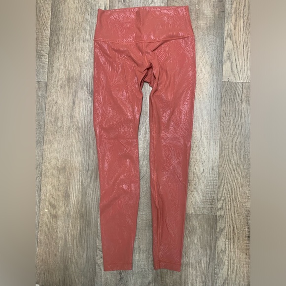 Women’s Wunder Under High Rise Tight 28” Shine— Pink - Picture 3 of 5